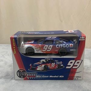 Jeff Burton 2003 Ford Taurus Die-Cast Model kit